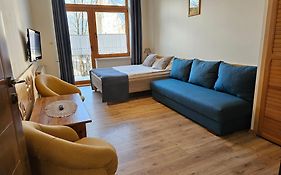 Pokoje i Apartamenty Krupówki 36